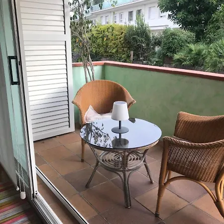 Gran De 4 En Apartment *